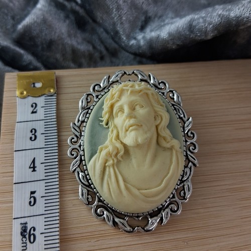 Jesus cameo brooch large big - brooch,