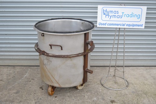 Stainless steel mixing tank - tank, on