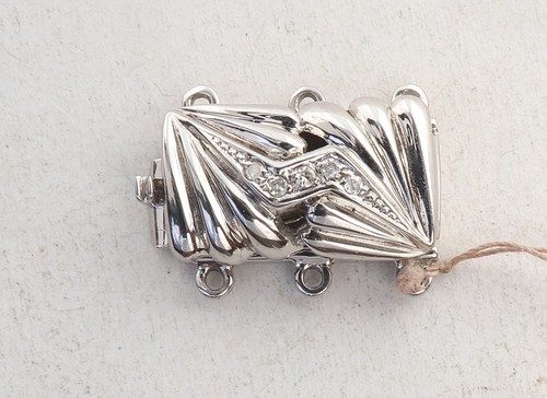 Three row clasp real white - clasp,,