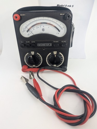 Vintage universal avometer - universal,