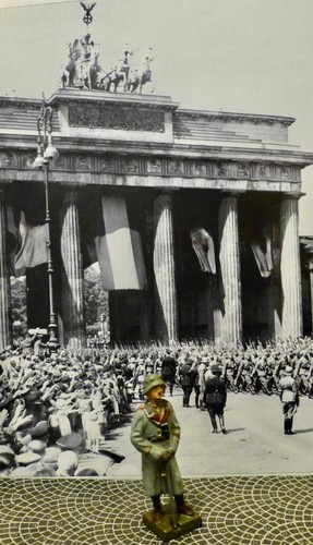 Prewar german general standing - prewar-german, general-standing