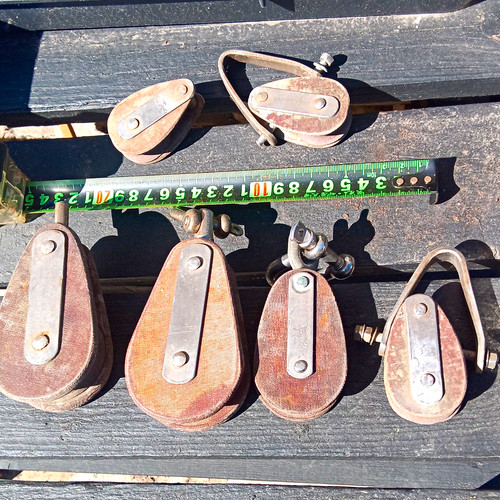 Main marine tufnol pulley - main,