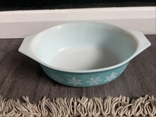 Pyrex Vintage Turquoise Blue