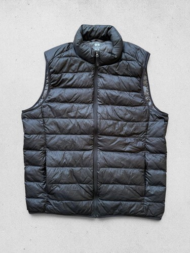 Uniqlo black ultra light - black,