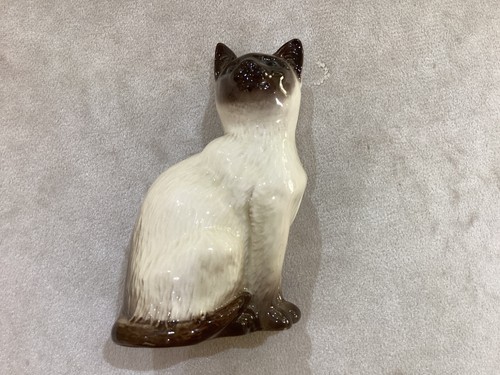 Beswick sitting siamese - beswick,