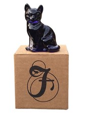 Fenton Glass Sitting Cat Figurine Hyacinth Purple Glossy 5165 Burmese 3.75”