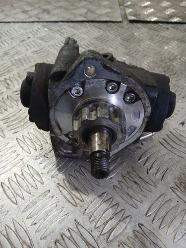 Mitsubishi l200 diesel - mitsubishi,