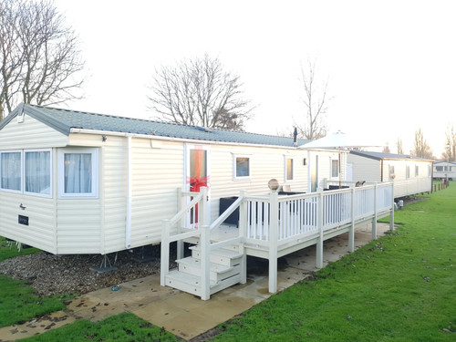 Butlins skegness mon - mon, apr