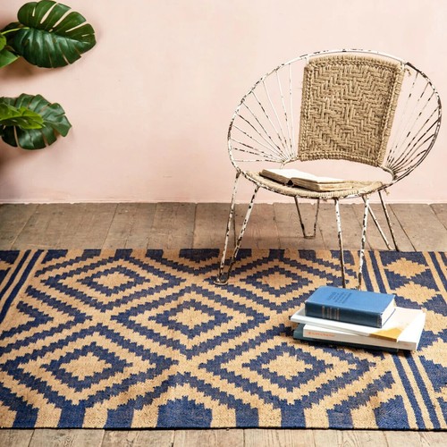 Kilim rug carpet traditional - kilim,