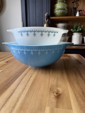 Vintage Pyrex Snowflake