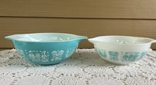 Vintage Pyrex Amish