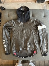 Rapha Pro Team Insulated Shakedry Jacket Size Large