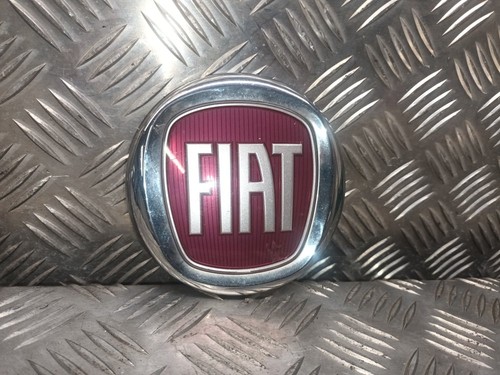 Fiat 500 2013 - -2023, badge