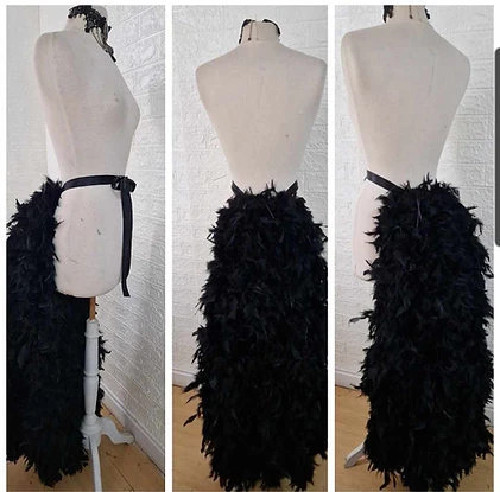 Long black feather bustle - long,
