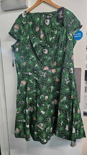 Bnwt ladies hell - bnwt, black