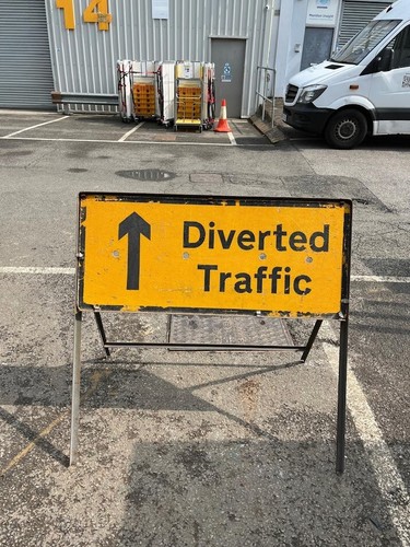 Diverted traffic safety - diverted, site