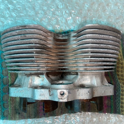 Triumph pre unit close fin - pre,