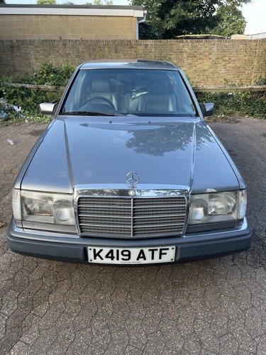 Mercedes 200 w124 - 200,