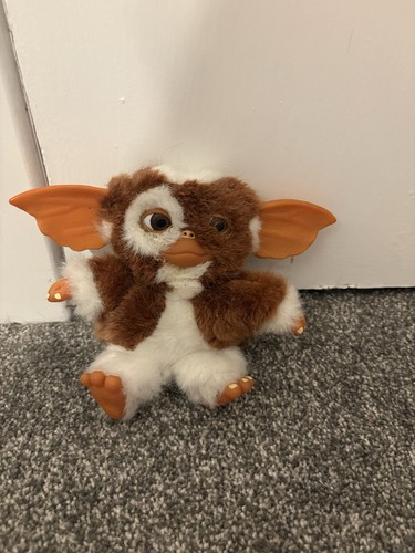 Neca gremlins gizmo plush - neca,
