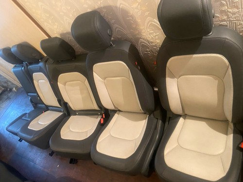 2025 seater land rover - 7,