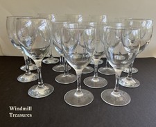 LOT 16 LARGE RED WHITE WINE