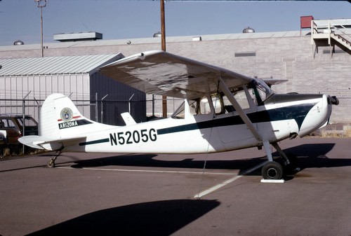Cessna bird dog n5205g - o-1,