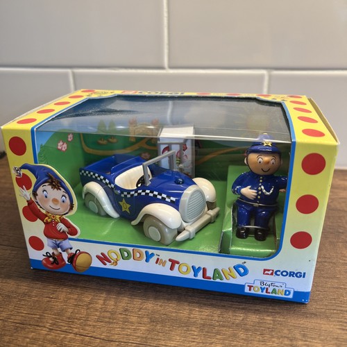 Corgi 2001 noddy toyland - noddy, in