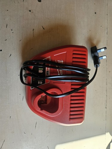 Milwaukee m12 charger - milwaukee,