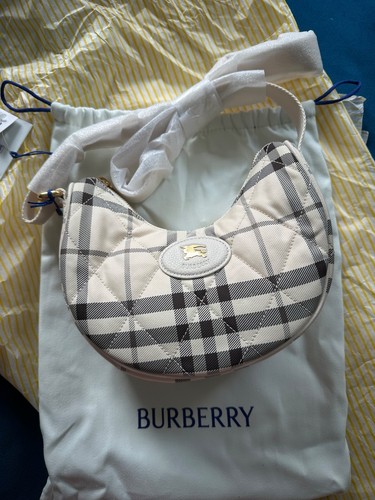 Burberry horseshoe crossbody - burberry,