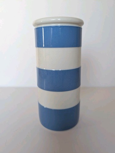 Green cornishware egg - green,