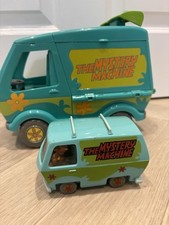Bonbon 1999 Scooby Doo 'The Mystery Machine'  Hanna-Barbera vans big & small duo
