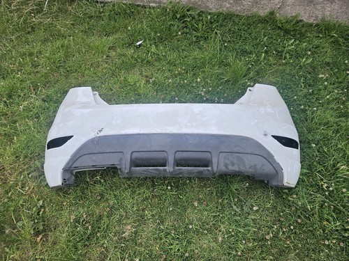 Ford fiesta mk7 bumper - ,