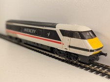 Hornby OO Gauge BR Mk4 Driving