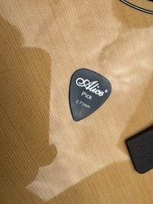 Yamaha F310 Full Size Acoustic