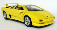 Burago 1/18 - 3041 Lamborghini Diablo 1990 Yellow Diecast Model Car