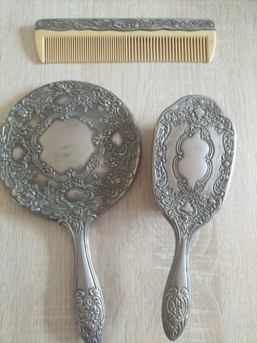 Vintage mirror brush and - vintage, comb