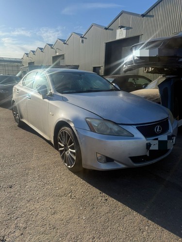 Lexus is250 petrol - is250, bolt