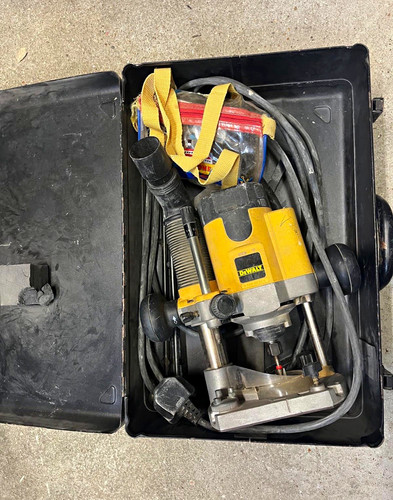 Dewalt dw625e plunge router - dewalt,