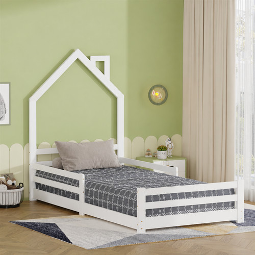 Junior wooden house - wooden, bed