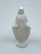 The Virgin Mary Statue pocket