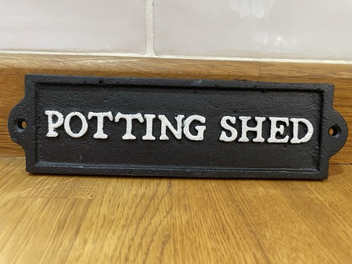 Potting shed cast iron - cast,