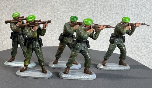 Britains super deetail - x,