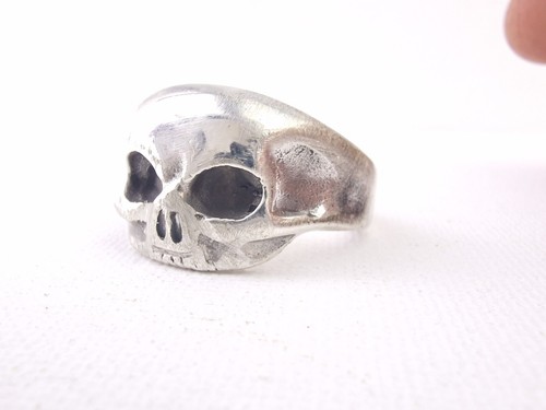 Brand new skull - new,