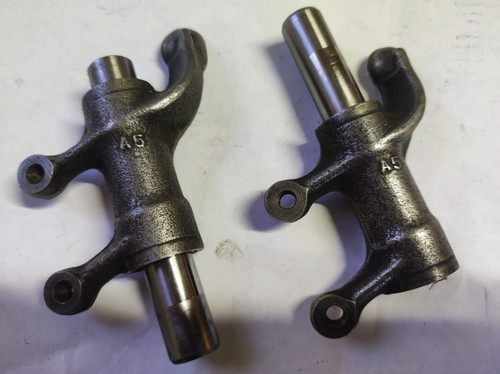 Rocker axles used original - d,