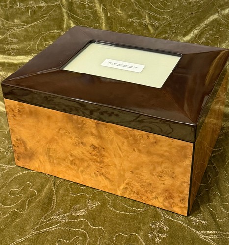 Neptune society cremation urn - society,
