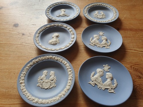 Vintage wedgewood blue royal - vintage,