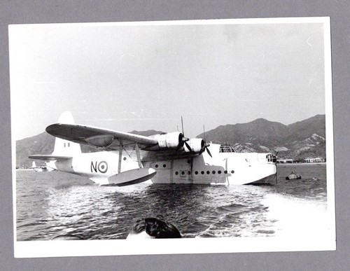 Short sunderland flying boat - short,