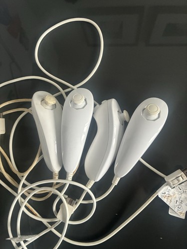 Wii nunchuck controller - wii,