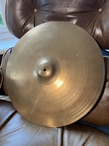1972 paiste 2002 unboxed - l8”,