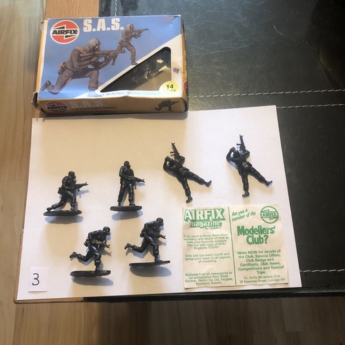 Airfix toy soldiers - airfix,